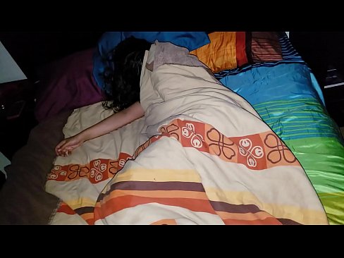 ❤️ सौतेला बेटा सोते समय अपनी युवा सौतेली माँ को डांटता है। ❤️ घर का अश्लील  पोर्न पर hi.zhangshumeng.top ❤